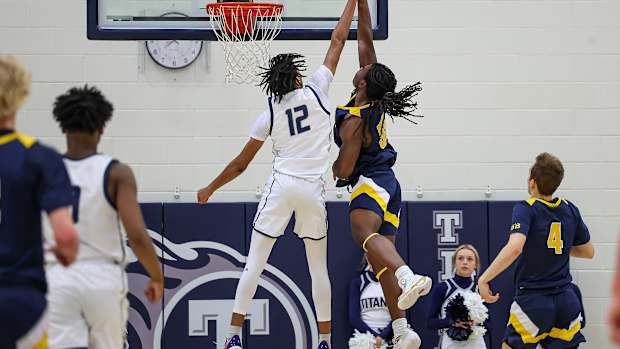 Liberty North at Lee's Summit West Missouri boys basketball February 10 2023 David Smith 14655